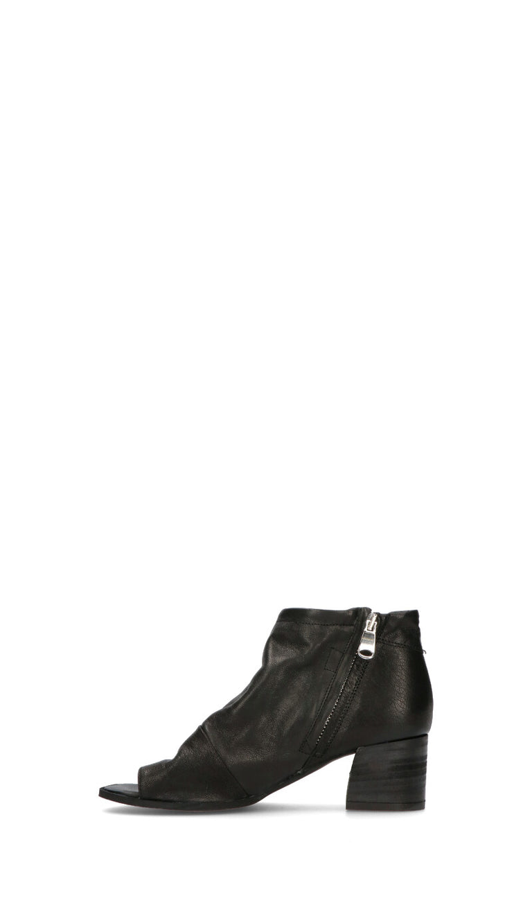 MEZZETINTE Sandalo donna nero in pelle