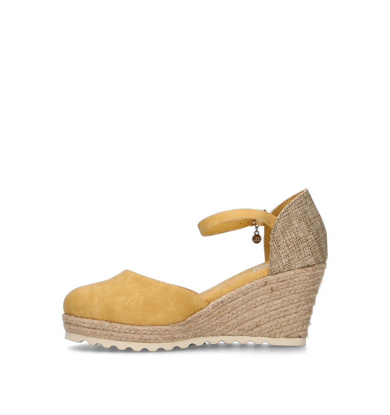 XTI FOOTWEAR Campeggina donna gialla