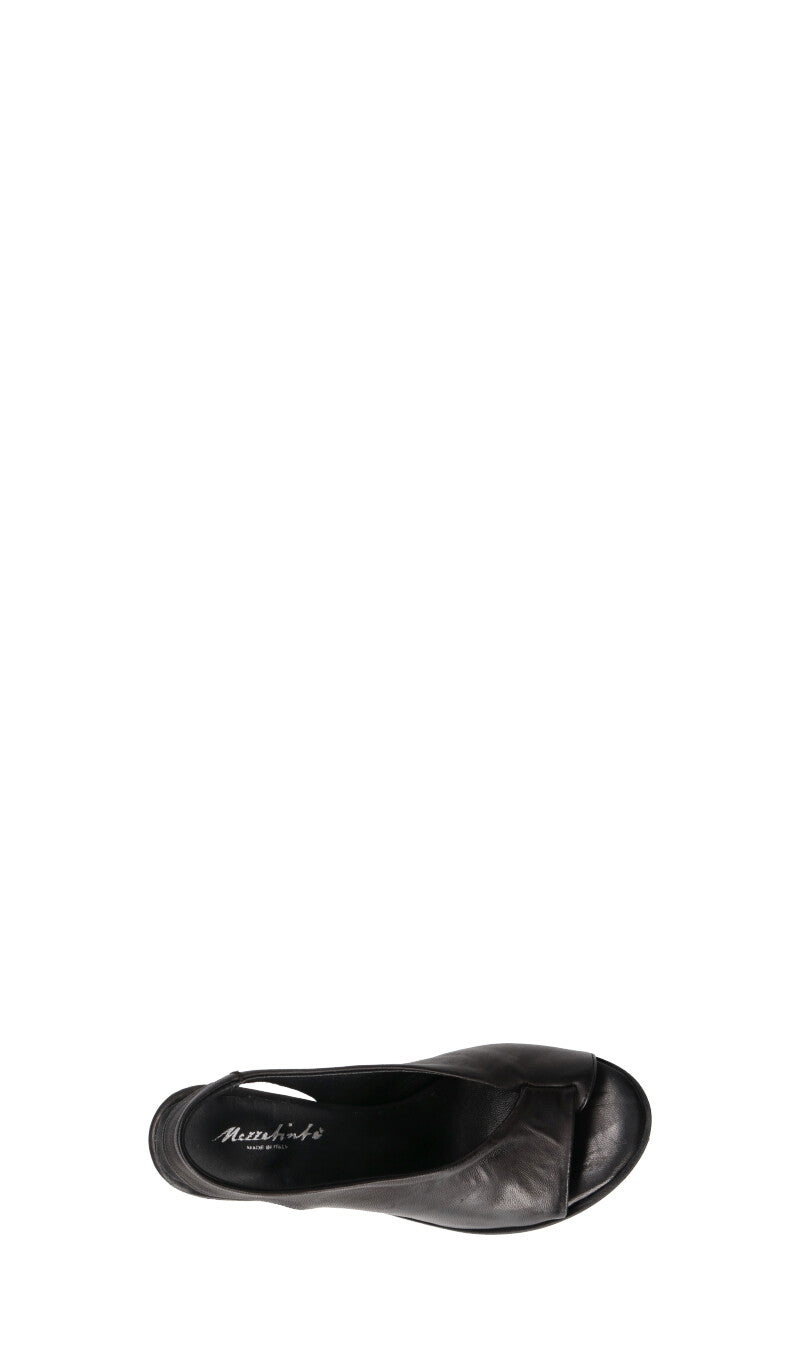 MEZZETINTE Sandalo donna nero in pelle