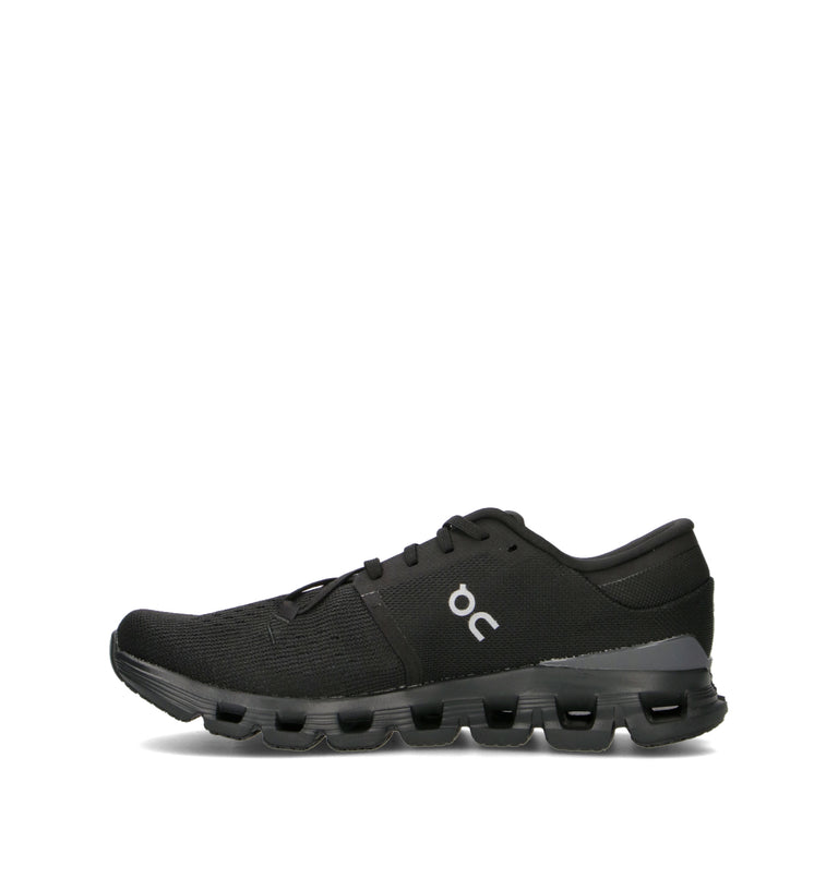 ON CLOUD X 4 Scarpa running uomo nera