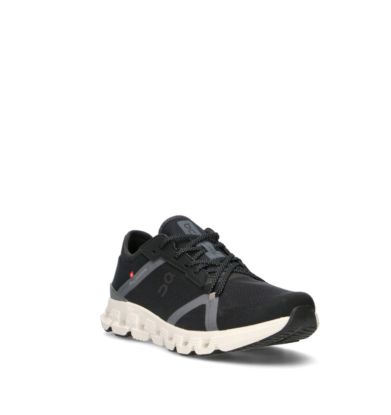 ON CLOUD X 4 AD Scarpa running uomo