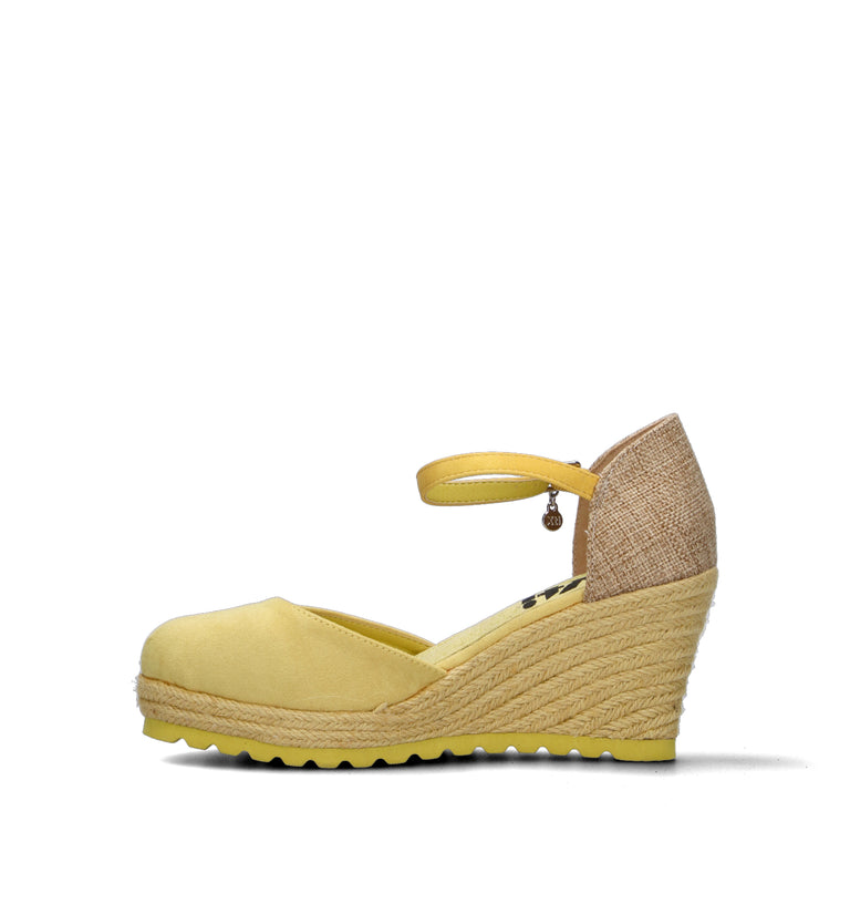 XTI FOOTWEAR Campeggina donna giallo