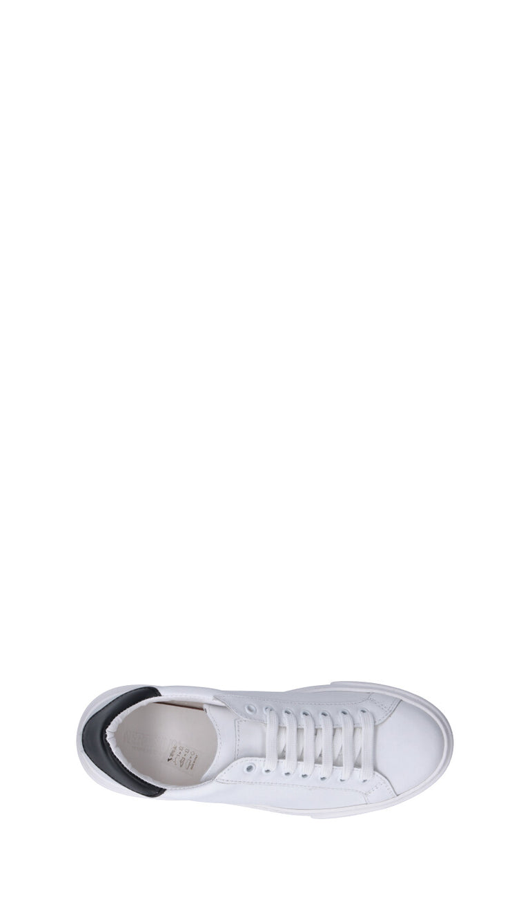 NEROFUMO Sneaker uomo bianca in pelle
