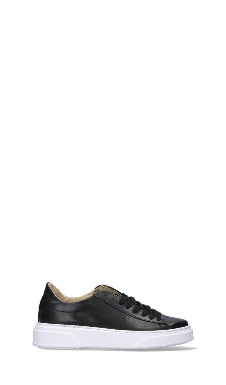 OTTANT8,6 Sneaker uomo nera in pelle