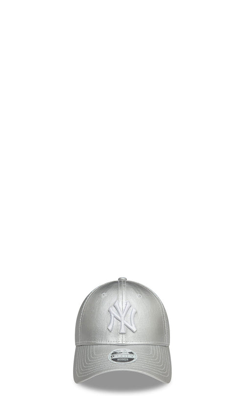 NEW ERA 9FORTY WOMEN Cappello 'NY Yankees' metal silver