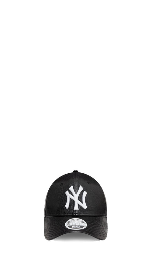 NEW ERA 9FORTY WOMEN Cappello 'NY Yankees' nero con logo bianco