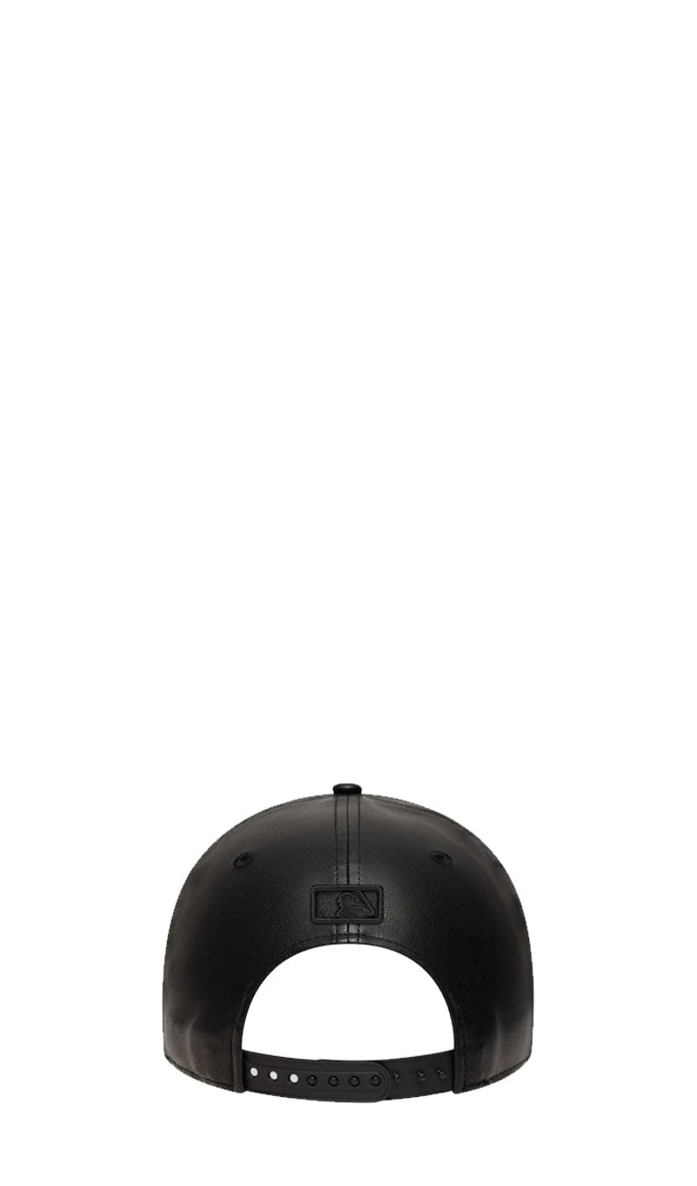 NEW ERA 9FORTY M-CROWN Cappello 'NY Yankees' ecopelle nero