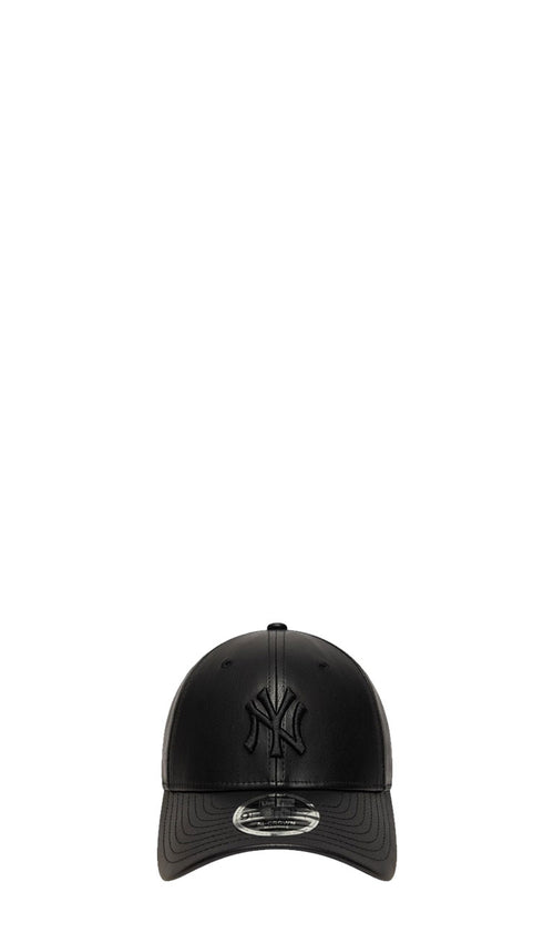NEW ERA 9FORTY M-CROWN Cappello 'NY Yankees' ecopelle nero