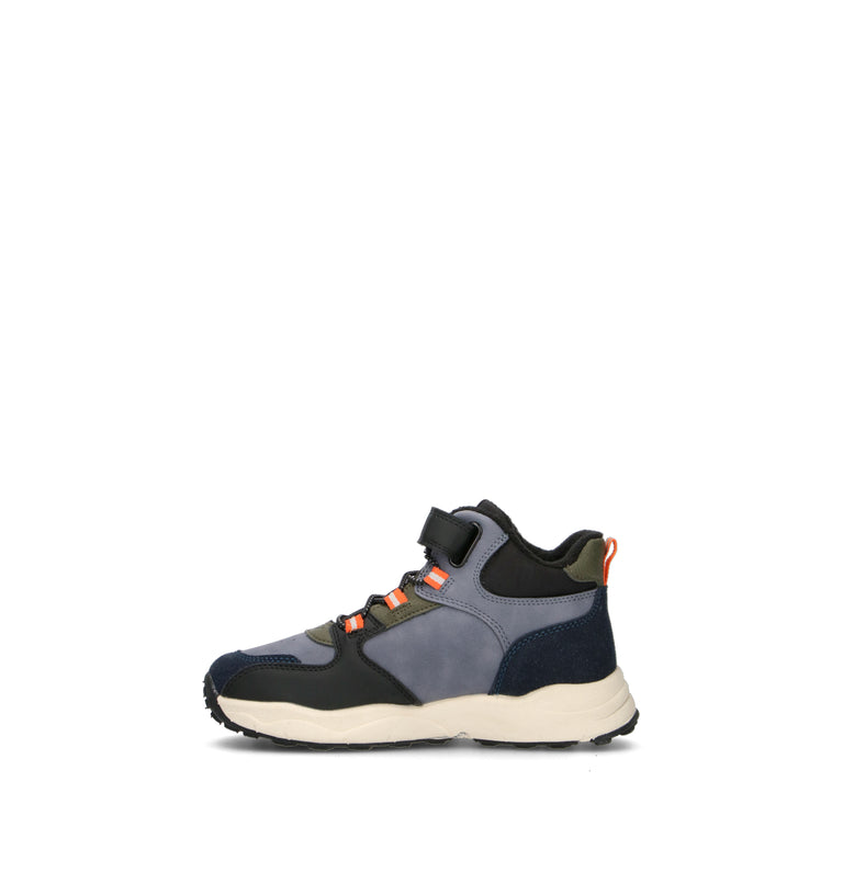 SJ Sneaker bimbo