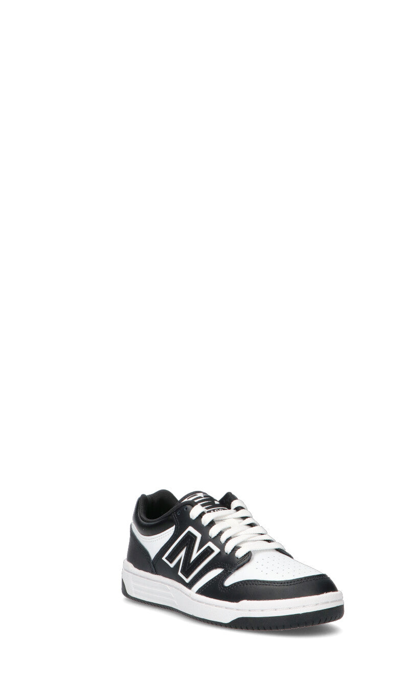 NEW BALANCE Sneaker uomo nera in pelle