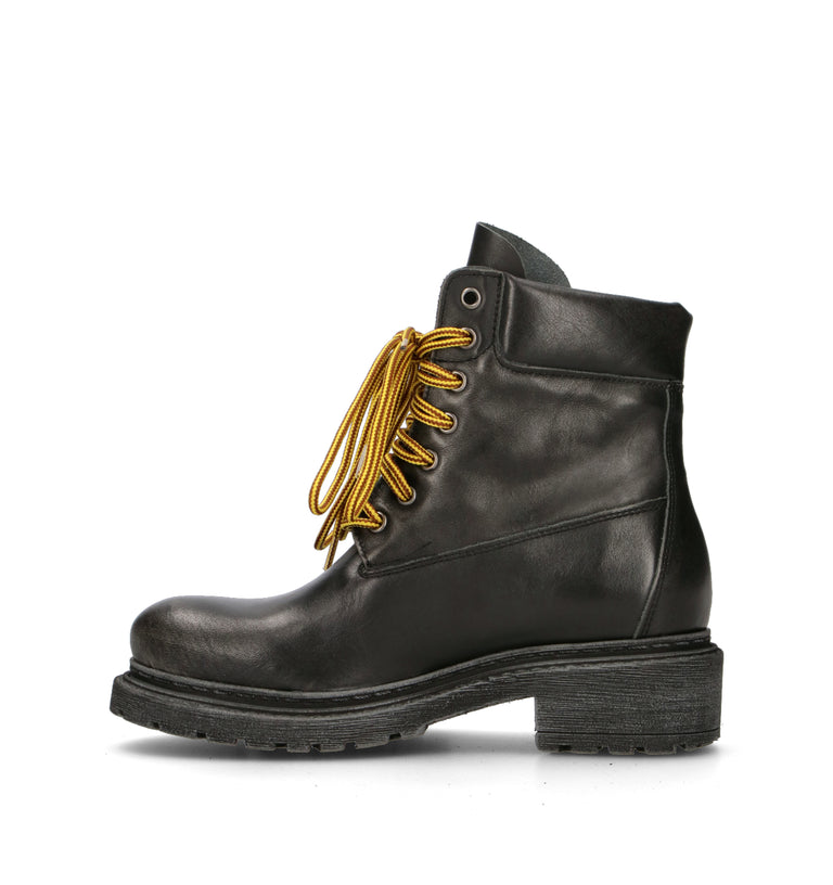 DOROTHYD Polacco donna nero in pelle