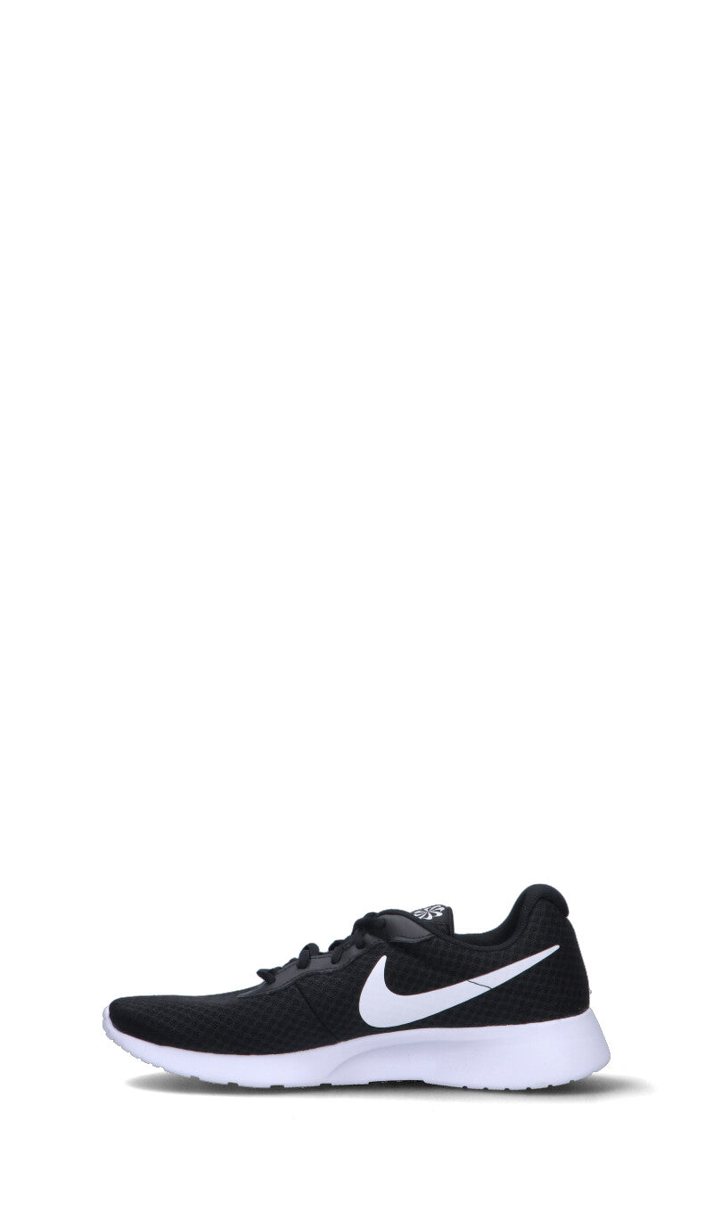 NIKE - TANJUN
