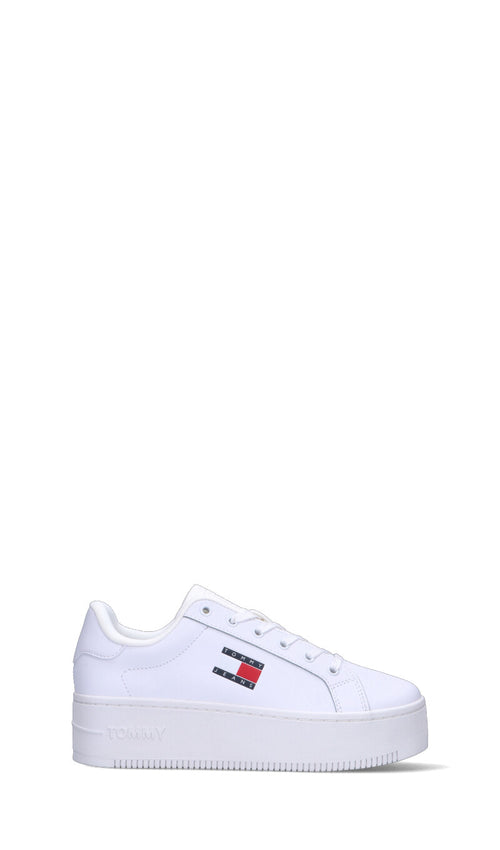 TOMMY HILFIGER JEANS