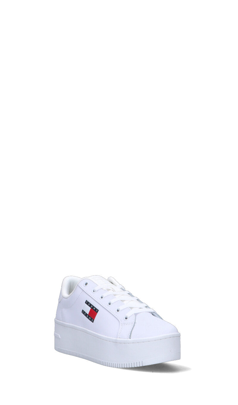 TOMMY HILFIGER JEANS