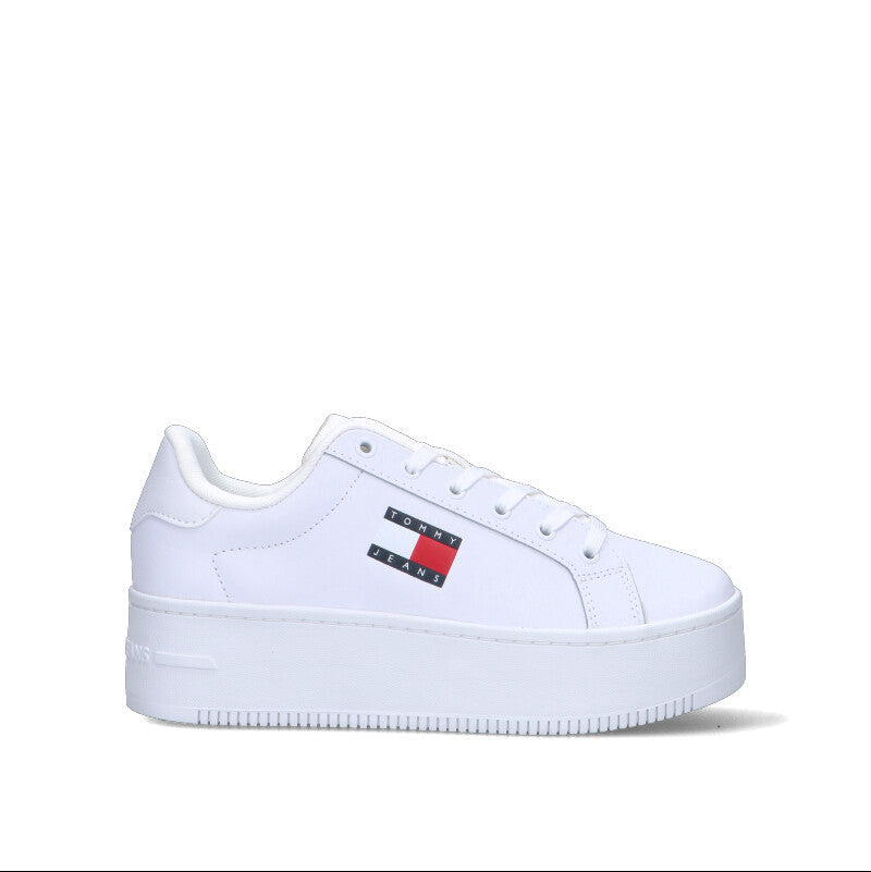 TOMMY HILFIGER JEANS