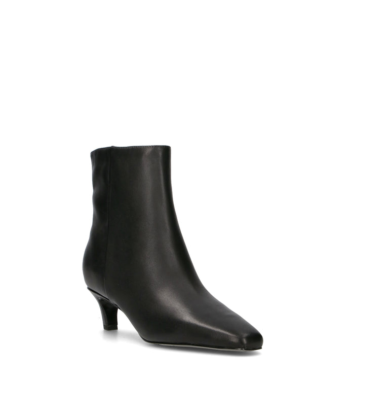 GUESS Tronchetto donna nero in pelle