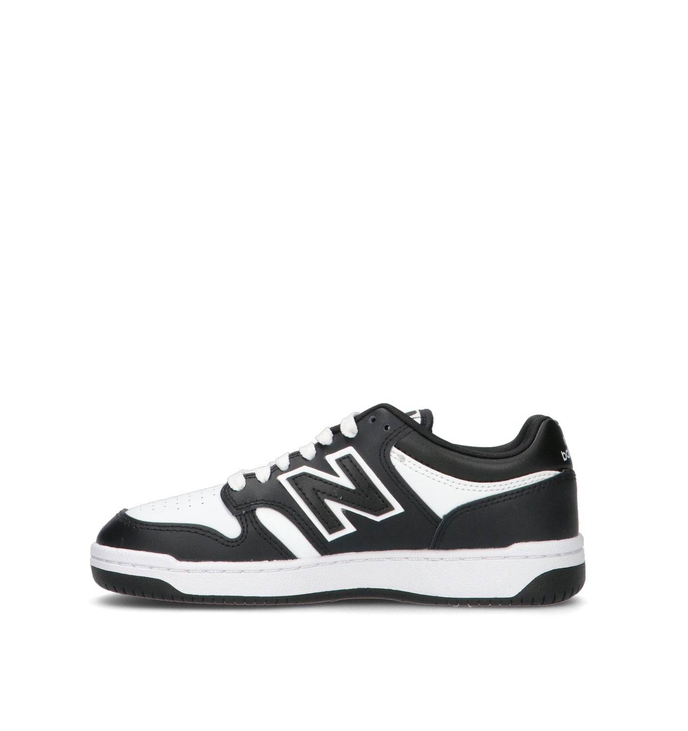 NEW BALANCE Sneaker ragazzo nera in pelle