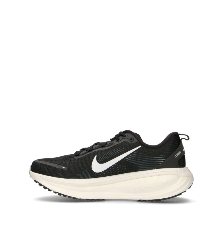 NIKE VOMERO 18 Scarpa running uomo nera