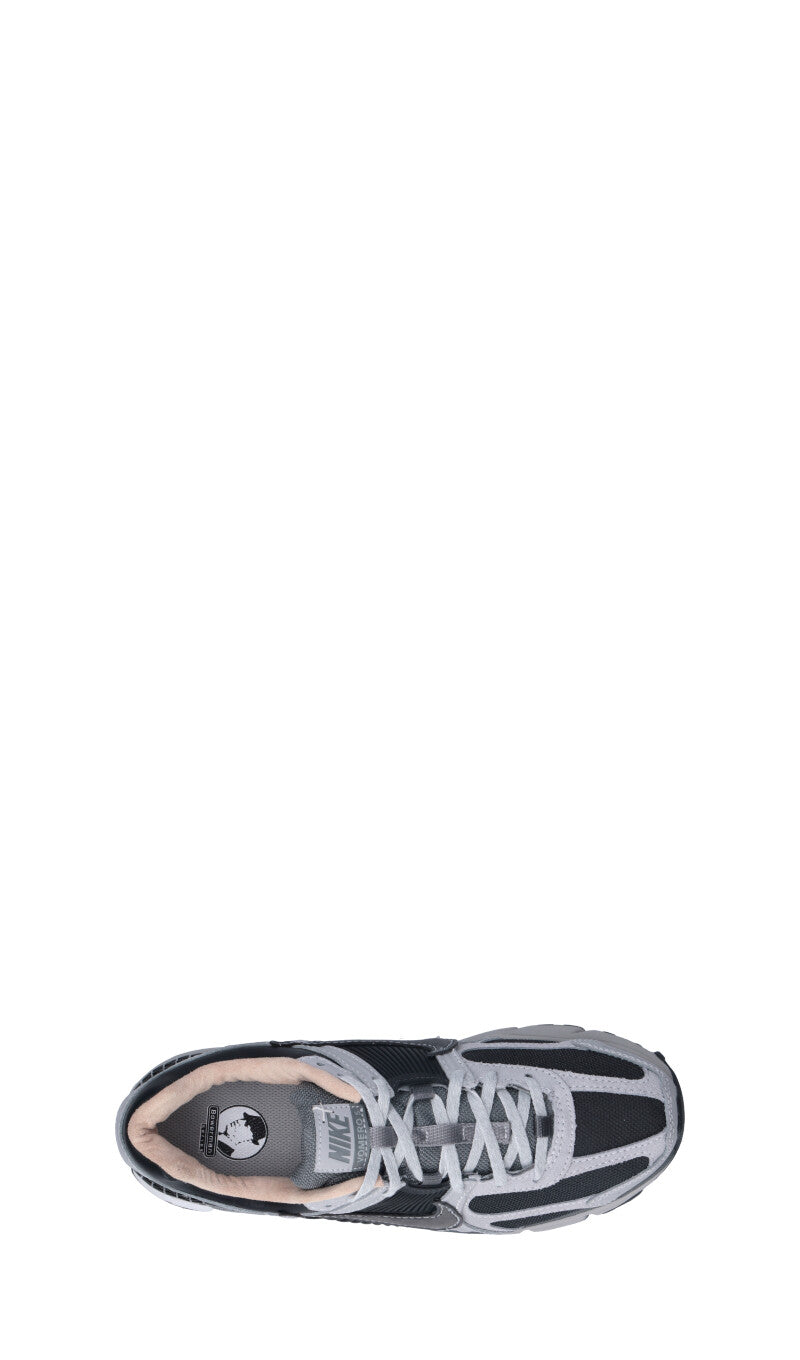 NIKE - ZOOM VOMERO 5 Sneaker uomo grigia