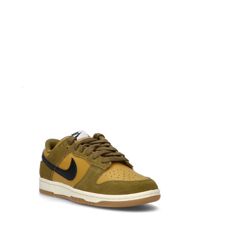 NIKE DUNK LOW RETRO SE Sneaker uomo verde