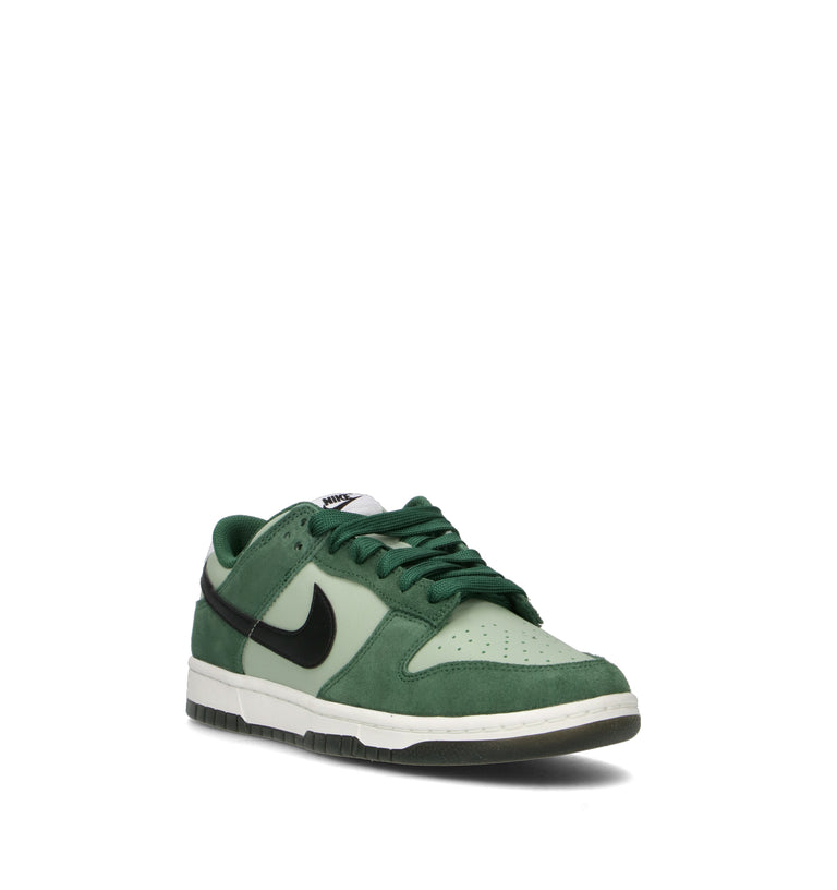NIKE DUNK LOW RETRO SE Sneaker uomo verde