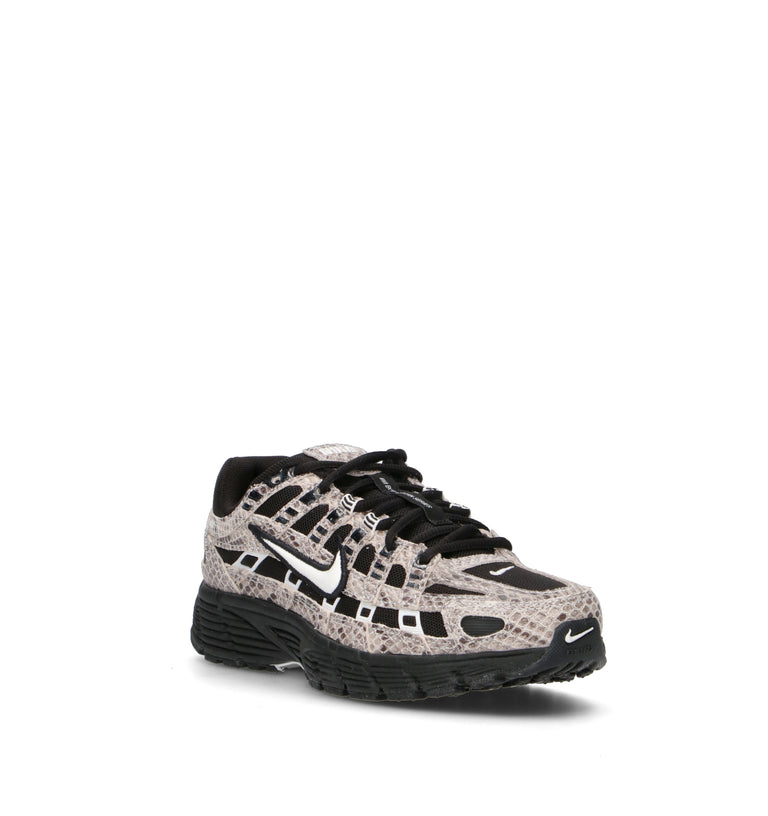 NIKE W P-6000 SE Sneaker donna bianca/nera