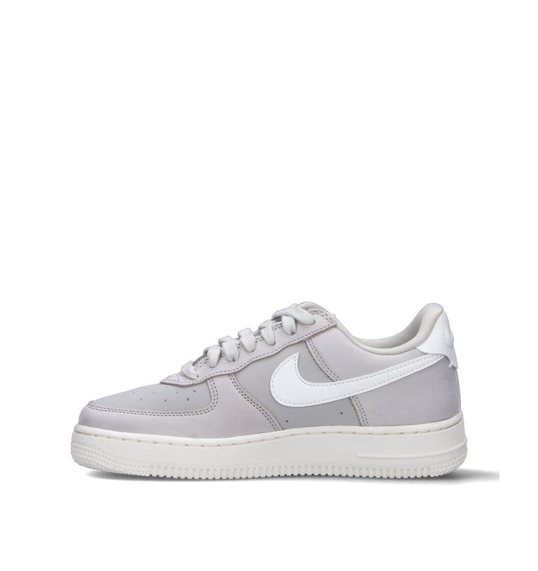 NIKE AIR FORCE 1 RETRO PRM ESS Sneaker donna