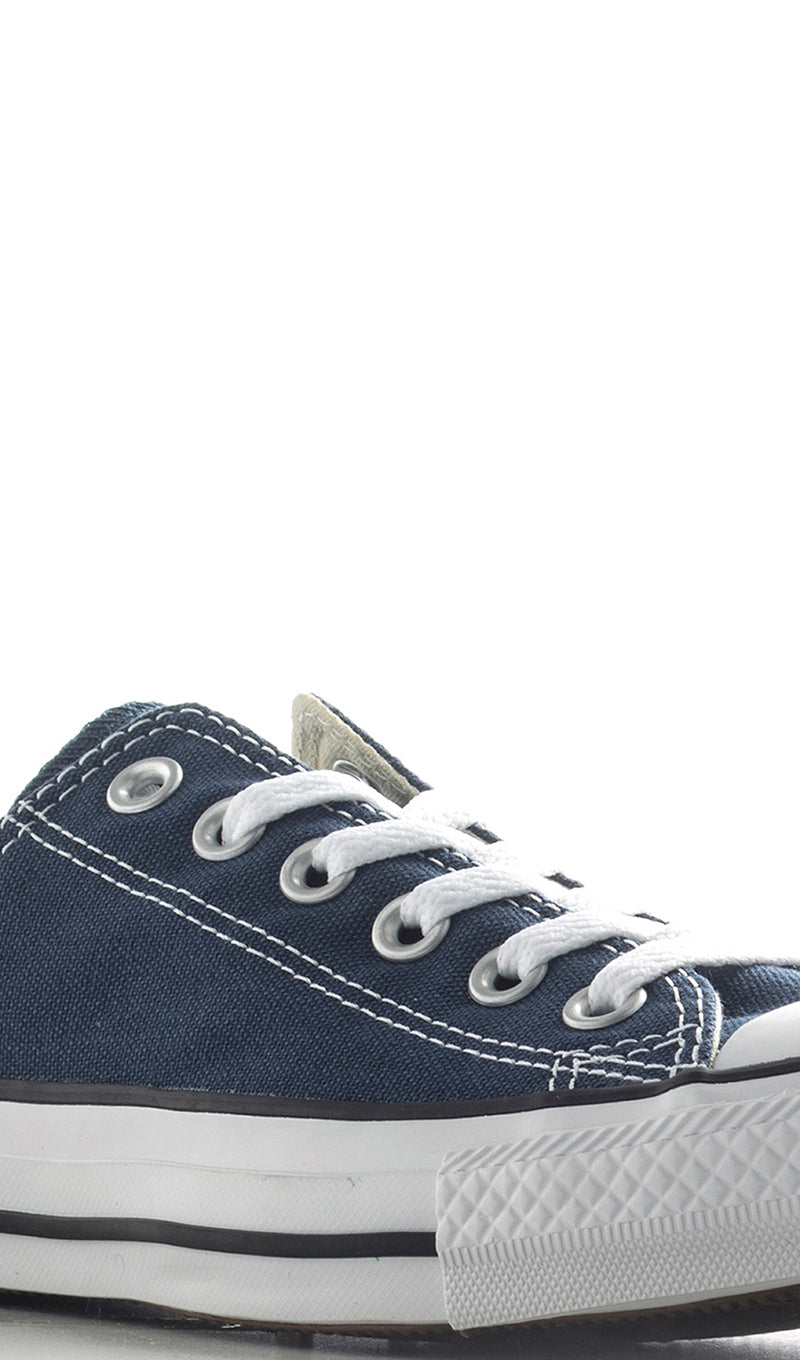 CONVERSE - CHUCK TAYLOR