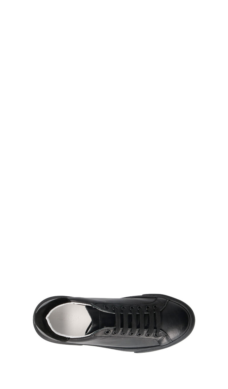 NEROFUMO Sneaker uomo nera in pelle