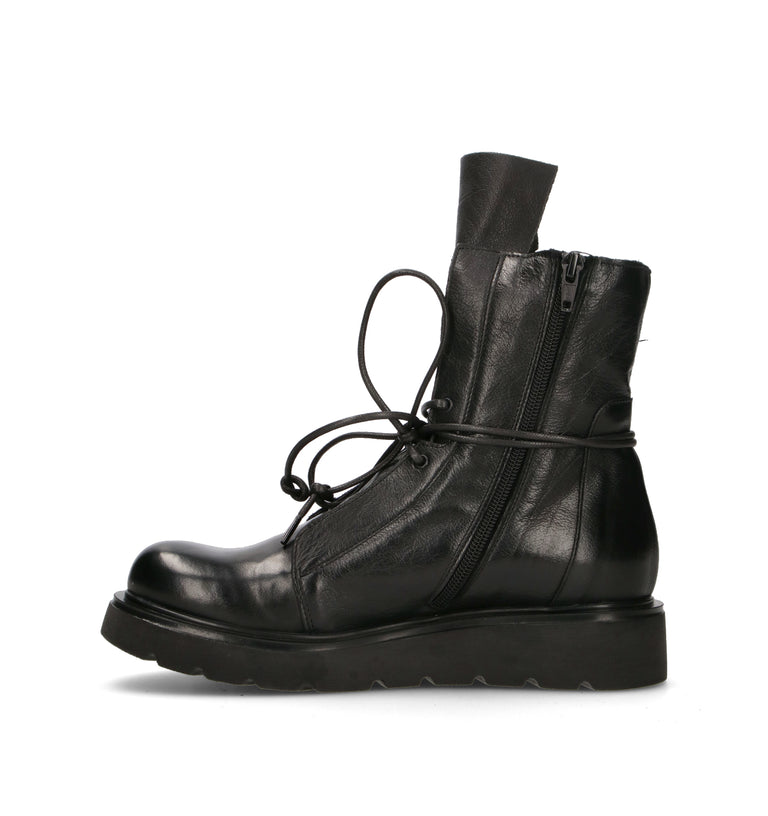 DOROTHYD Polacco donna