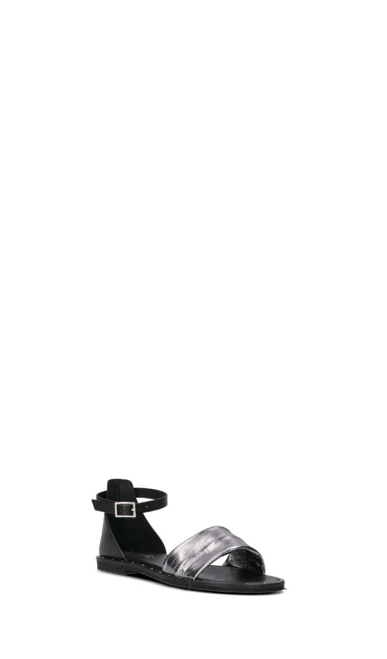 PHIL MELVIS