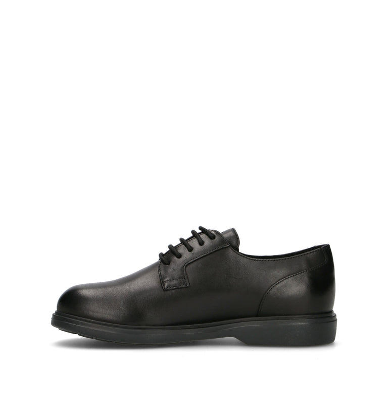 GEOX Stringata uomo nera in pelle