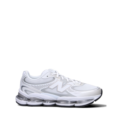 NEW BALANCE 2000 Sneaker uomo bianca