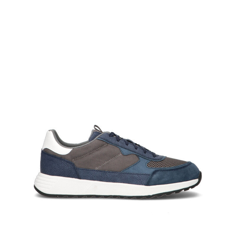 GEOX