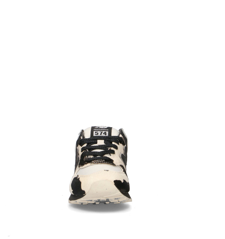 NEW BALANCE 574 Sneaker donna in tessuto e materiale sintetico. La stampa animalier effetto cavallin