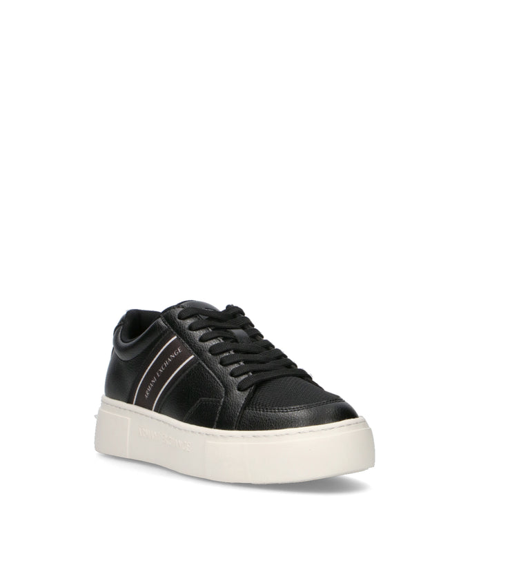 ARMANI EXCHANGE Sneaker donna nera