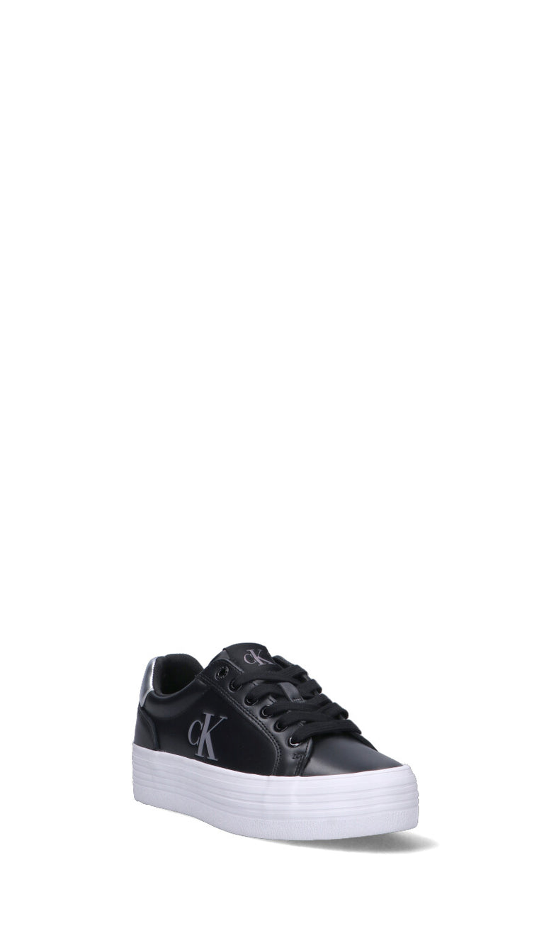 CALVIN KLEIN JEANS Sneaker donna nera in pelle