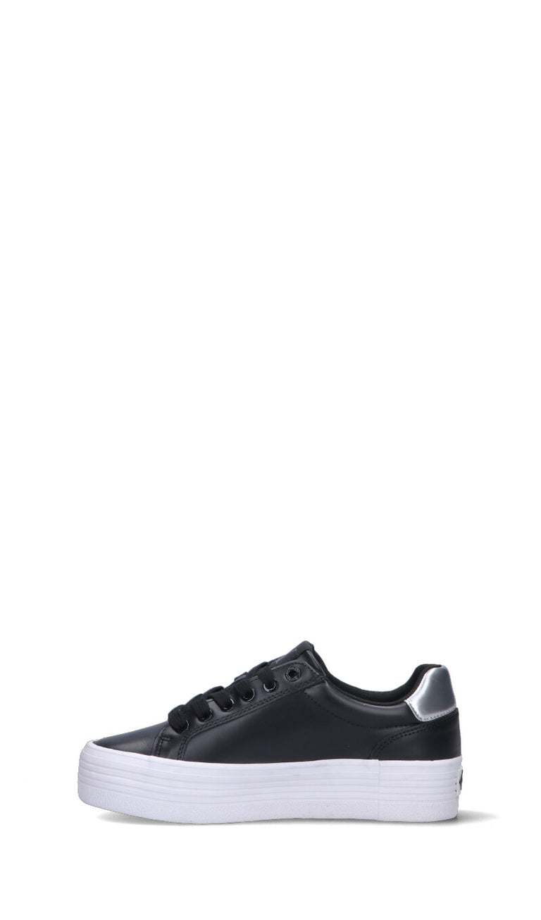 CALVIN KLEIN JEANS Sneaker donna nera in pelle